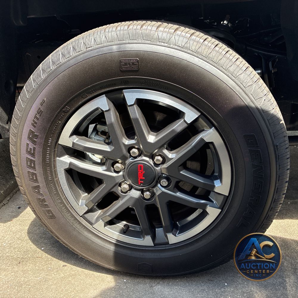 2025 Toyota Tacoma TRD Sport HV