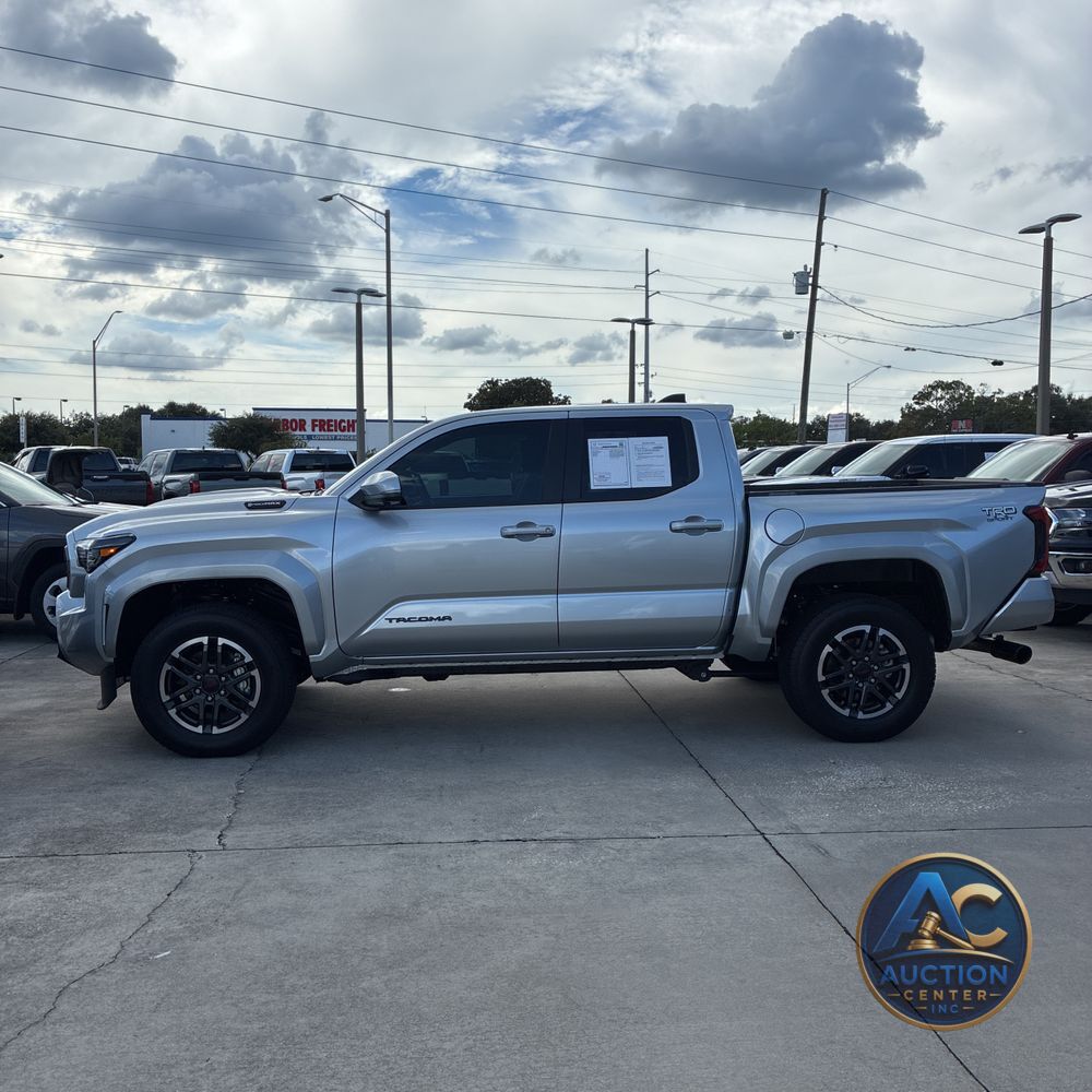 2025 Toyota Tacoma TRD Sport HV