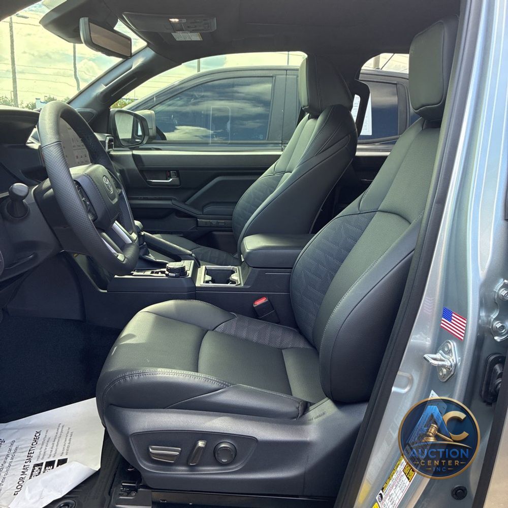 2025 Toyota Tacoma TRD Sport HV