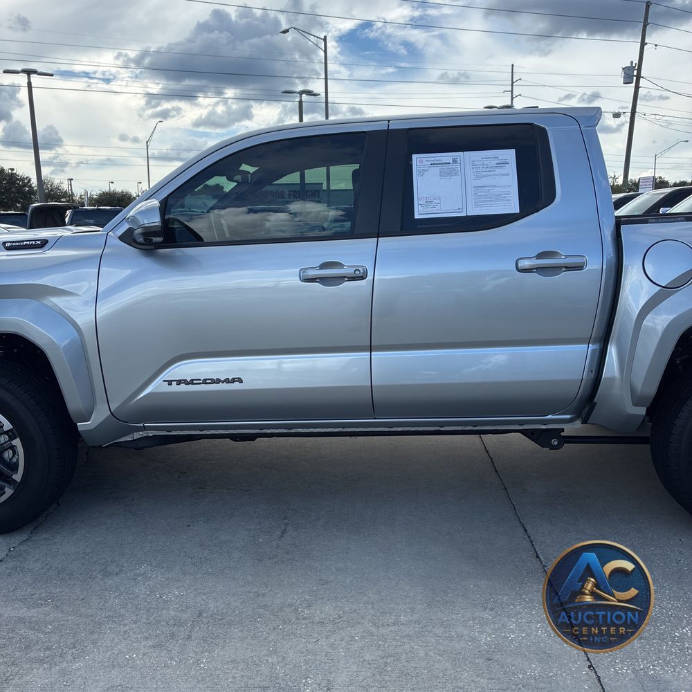 2025 Toyota Tacoma TRD Sport HV