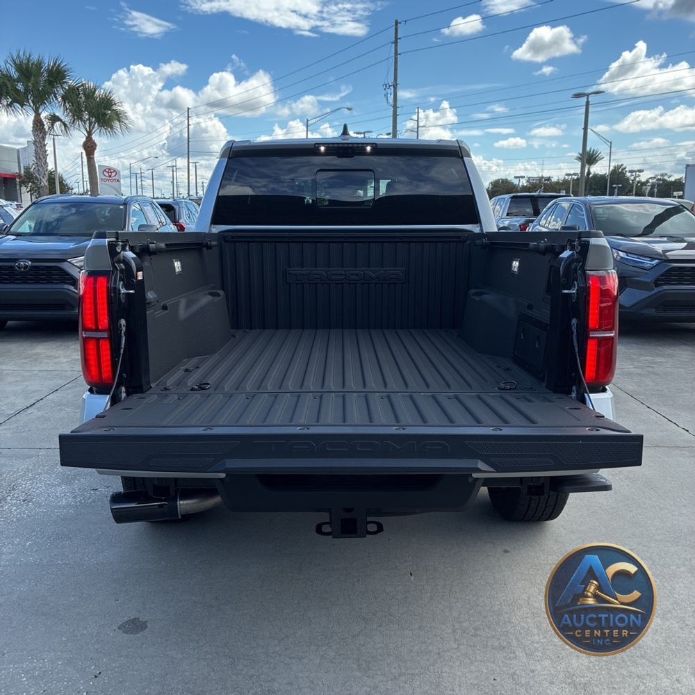 2025 Toyota Tacoma TRD Sport HV