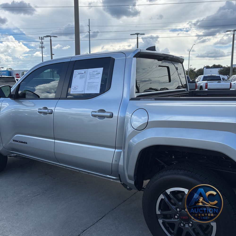 2025 Toyota Tacoma TRD Sport HV