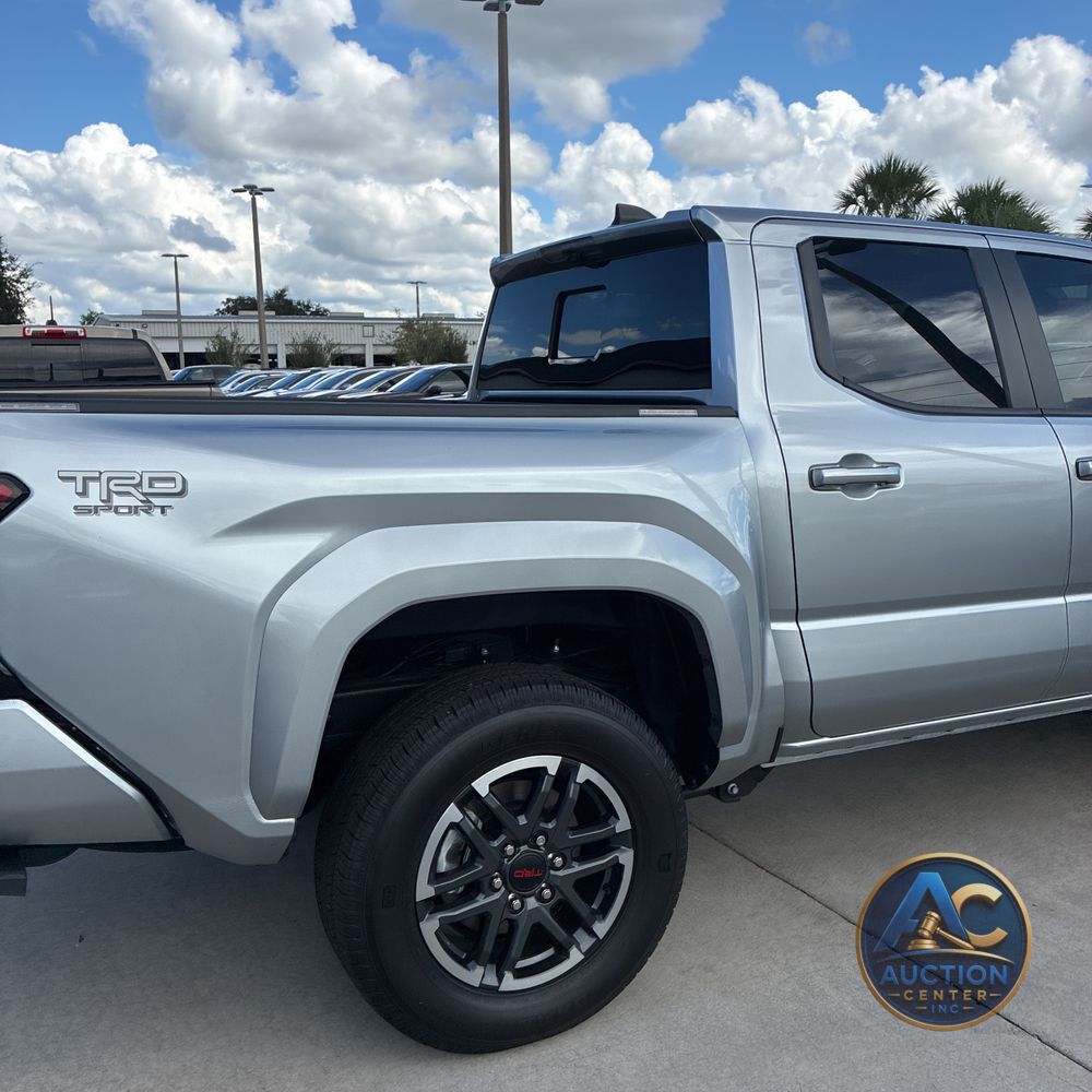 2025 Toyota Tacoma TRD Sport HV