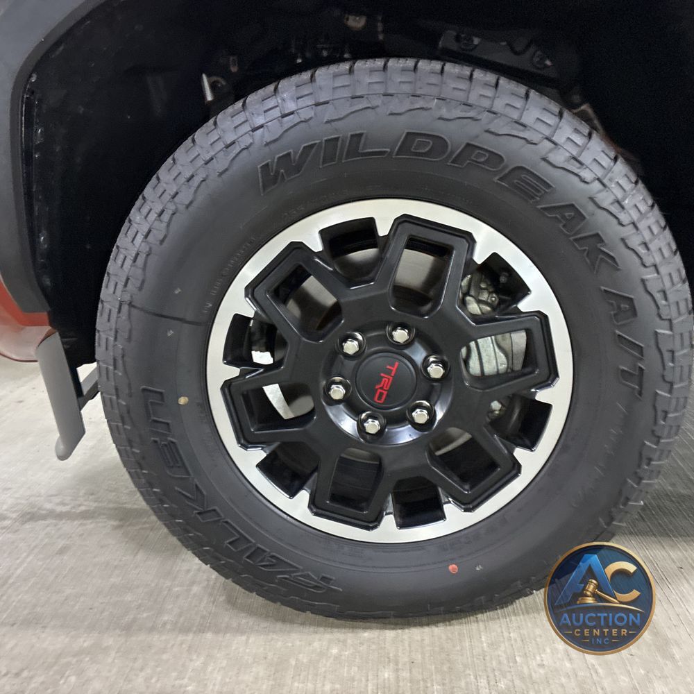 2025 Toyota Tacoma TRD Off-Road HV