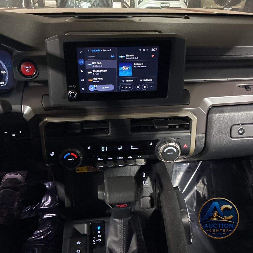 2025 Toyota Tacoma TRD Off-Road HV
