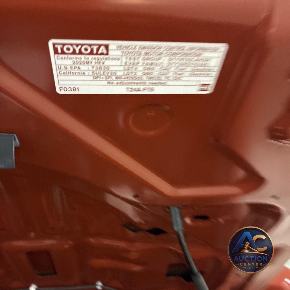 2025 Toyota Tacoma TRD Off-Road HV