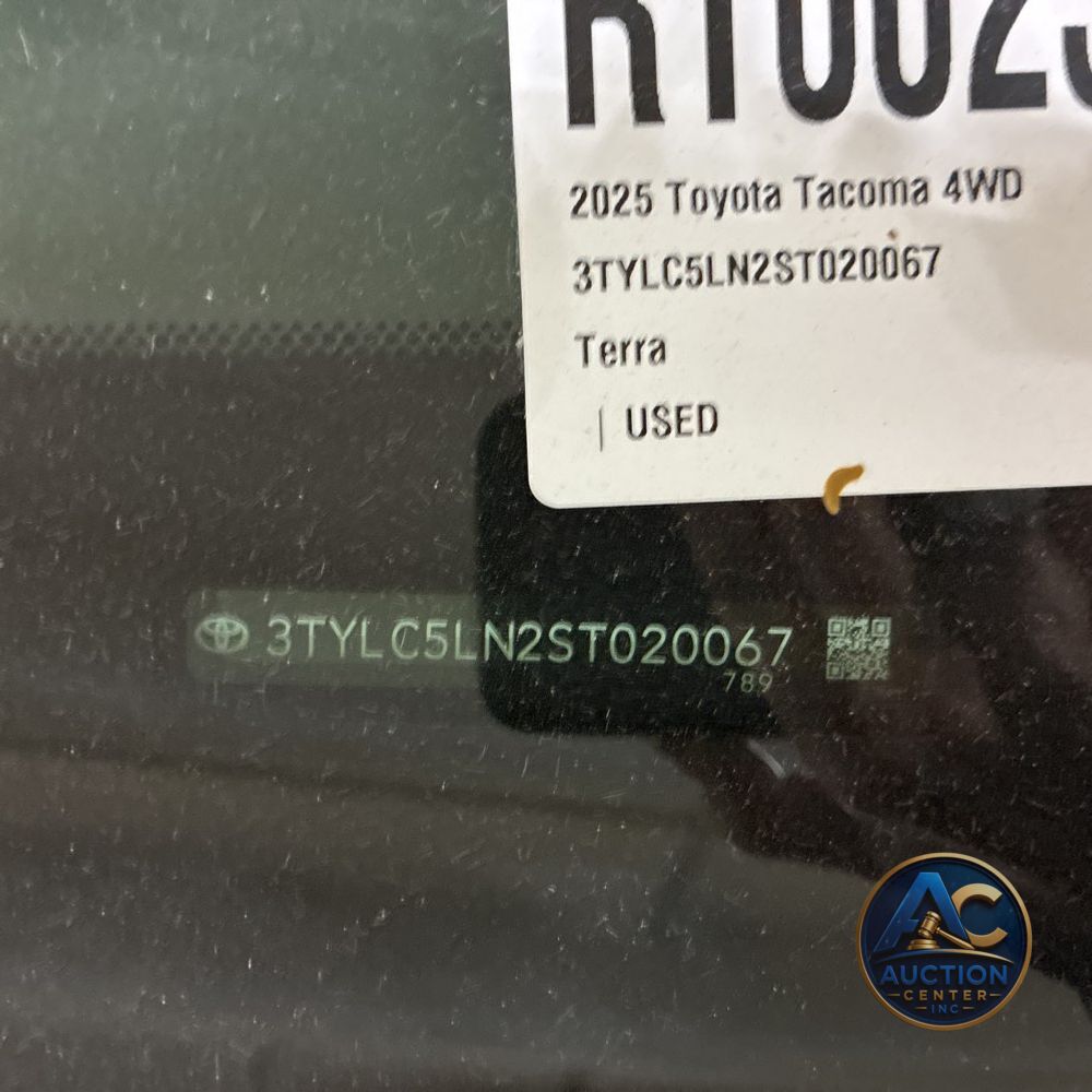 2025 Toyota Tacoma TRD Off-Road HV