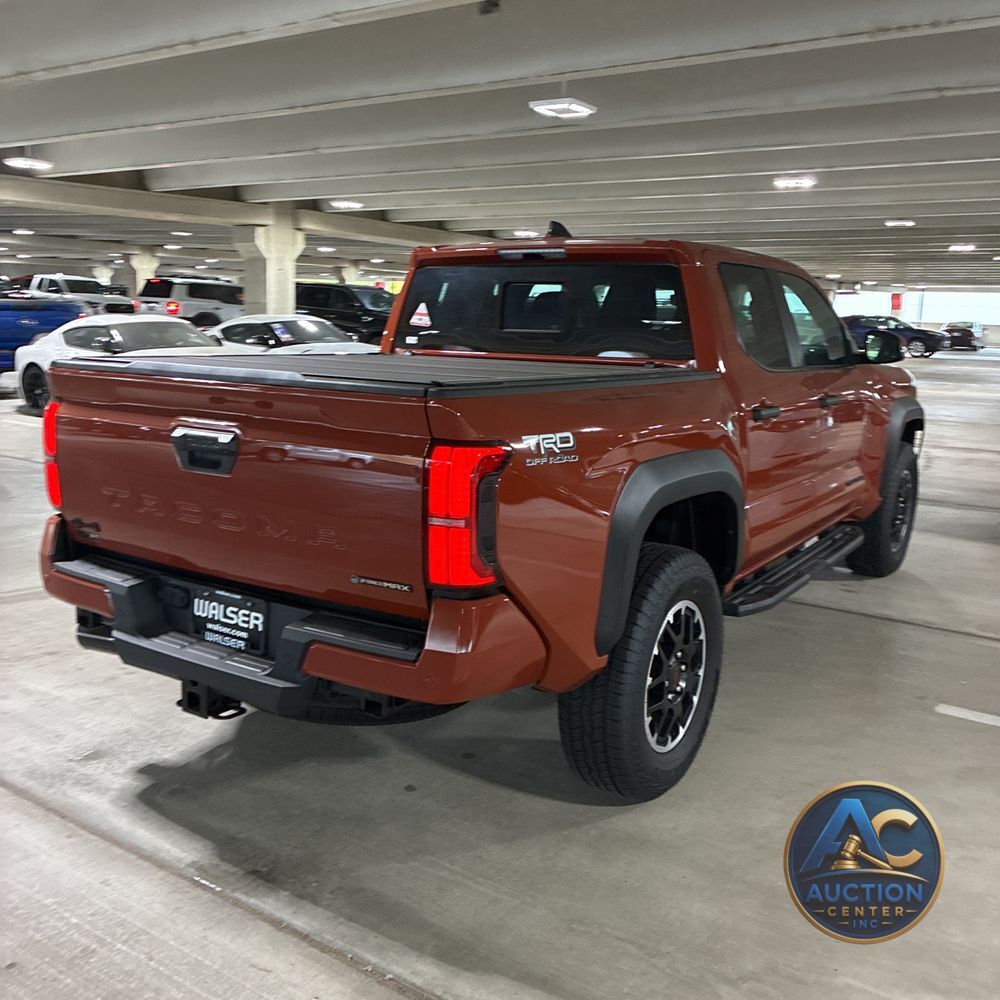 2025 Toyota Tacoma TRD Off-Road HV