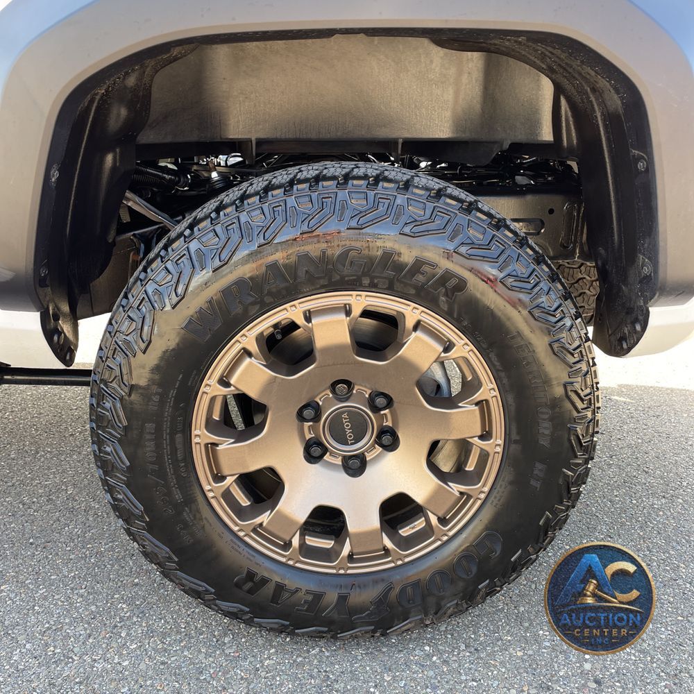 2025 Toyota Tacoma Trailhunter HV