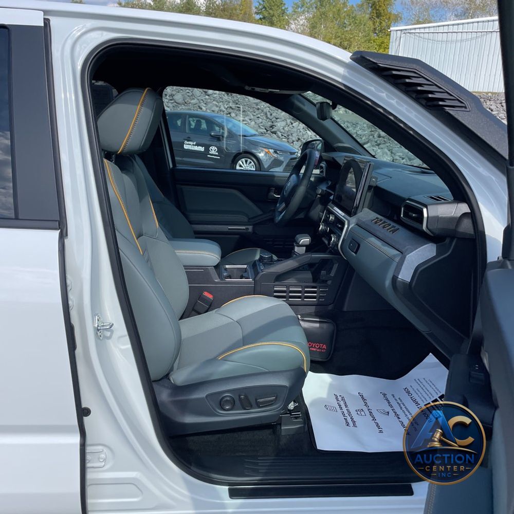 2025 Toyota Tacoma Trailhunter HV