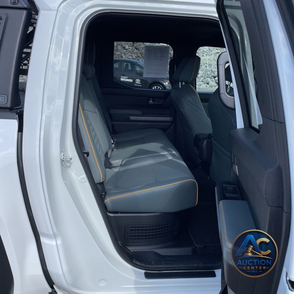 2025 Toyota Tacoma Trailhunter HV