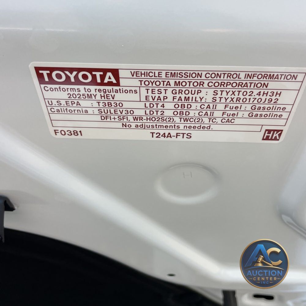 2025 Toyota Tacoma Trailhunter HV
