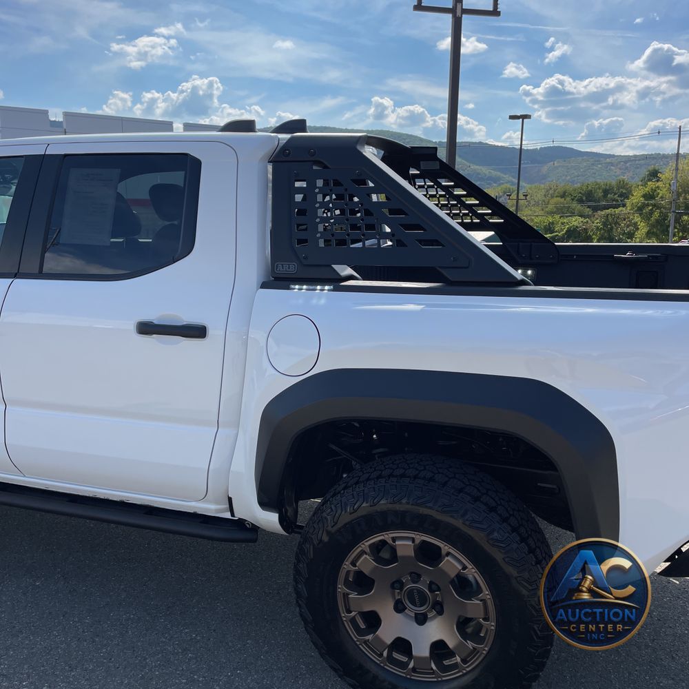 2025 Toyota Tacoma Trailhunter HV