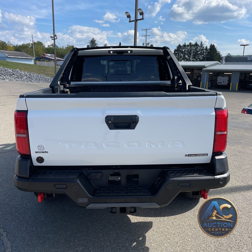 2025 Toyota Tacoma Trailhunter HV