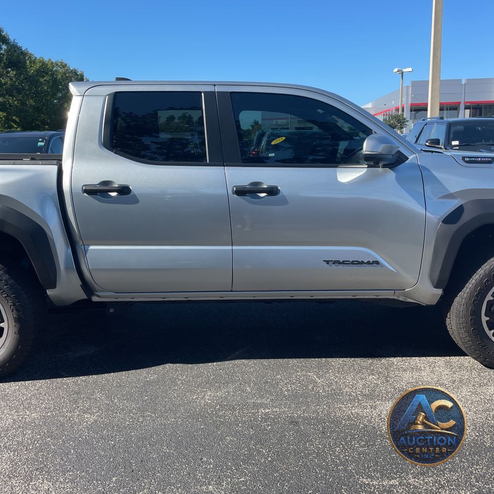 2024 Toyota Tacoma TRD Off-Road HV