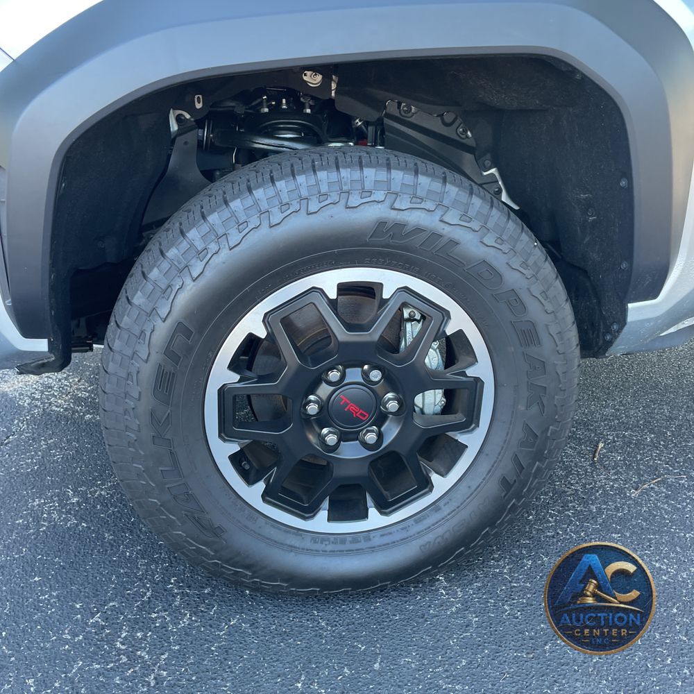 2024 Toyota Tacoma TRD Off-Road HV