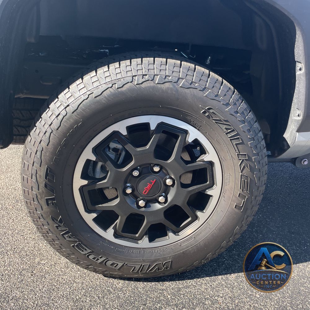 2024 Toyota Tacoma TRD Off-Road HV