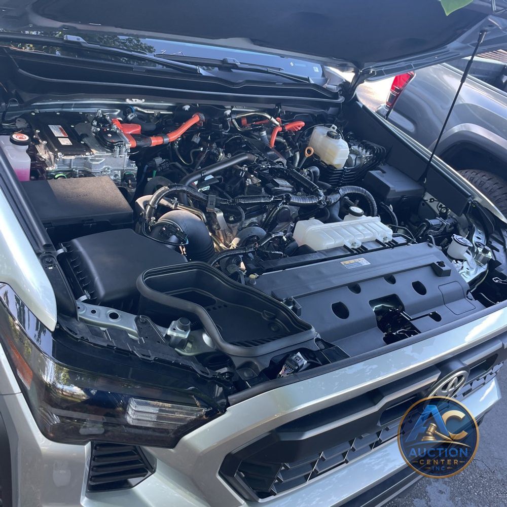 2024 Toyota Tacoma TRD Off-Road HV