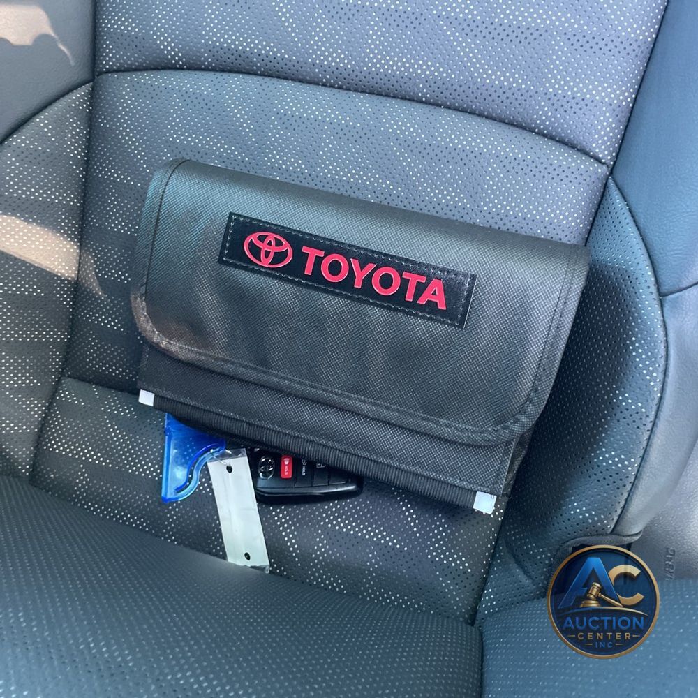2024 Toyota Tacoma TRD Off-Road HV