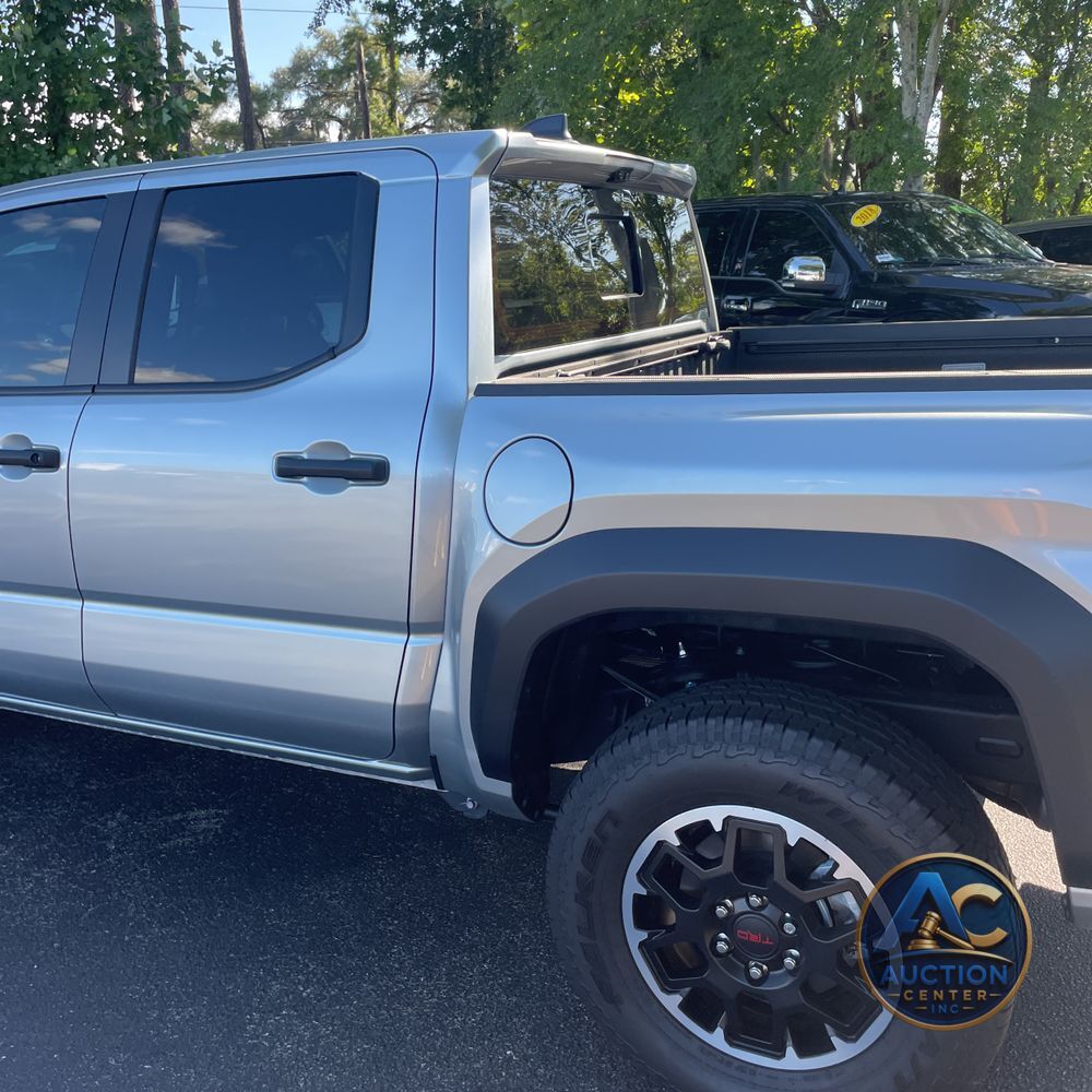 2024 Toyota Tacoma TRD Off-Road HV