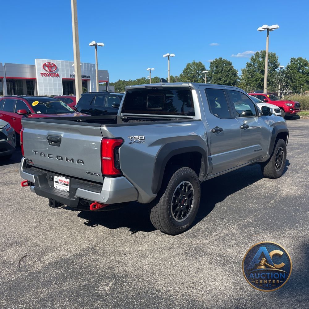 2024 Toyota Tacoma TRD Off-Road HV