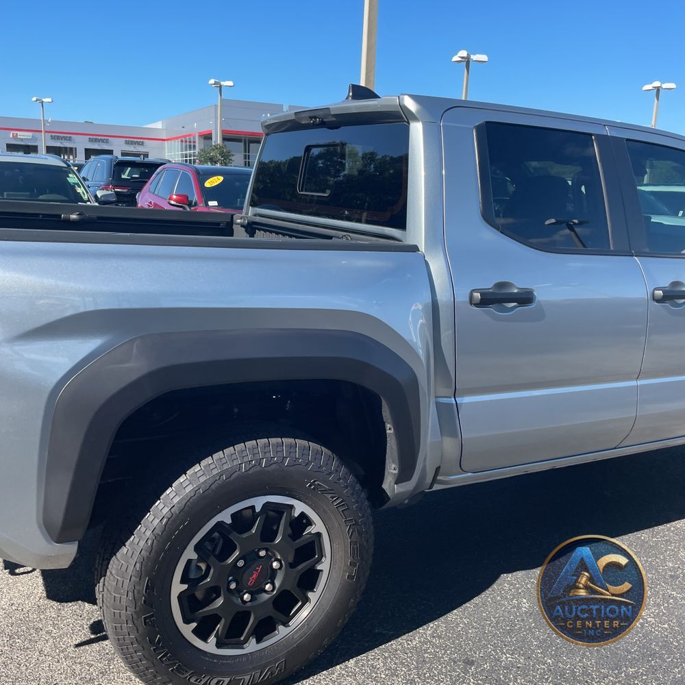 2024 Toyota Tacoma TRD Off-Road HV
