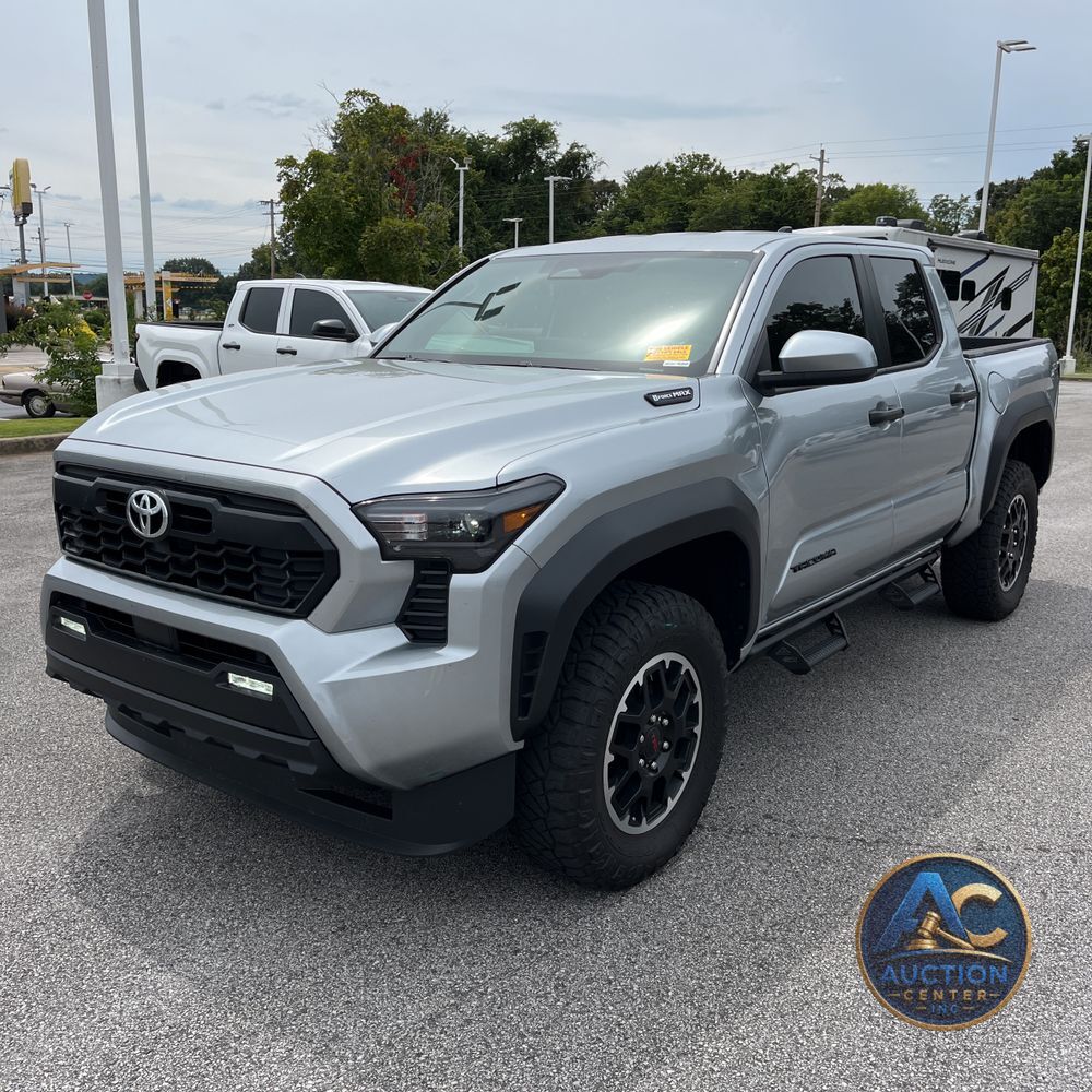 2025 Toyota Tacoma TRD Off-Road HV