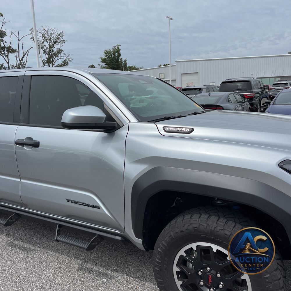 2025 Toyota Tacoma TRD Off-Road HV