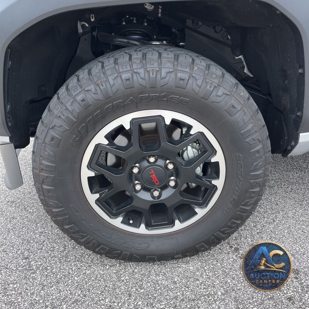 2025 Toyota Tacoma TRD Off-Road HV