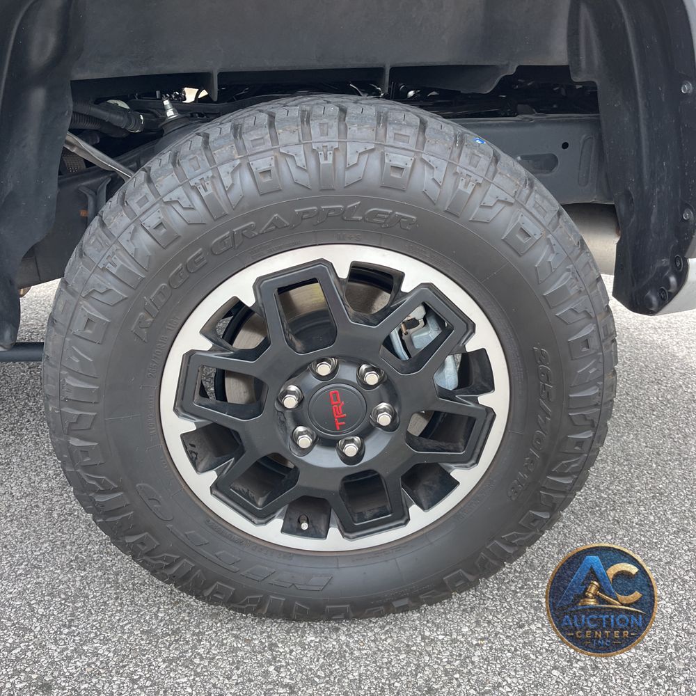 2025 Toyota Tacoma TRD Off-Road HV