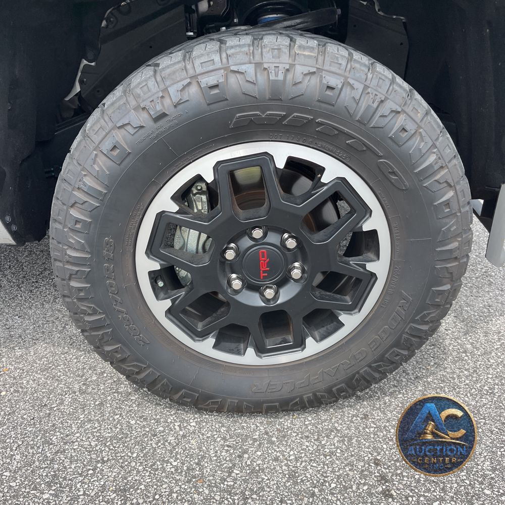 2025 Toyota Tacoma TRD Off-Road HV
