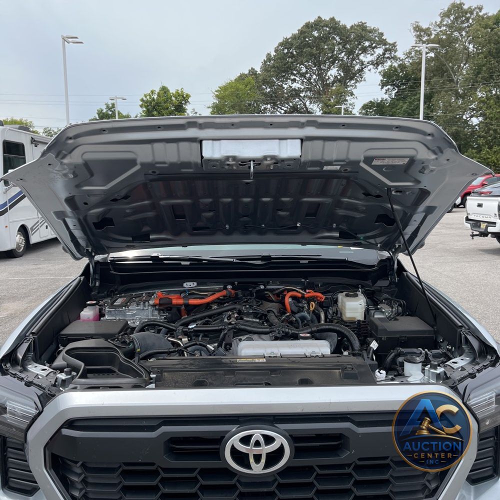 2025 Toyota Tacoma TRD Off-Road HV