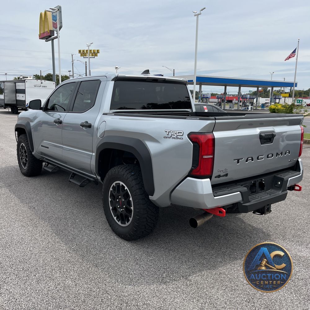2025 Toyota Tacoma TRD Off-Road HV
