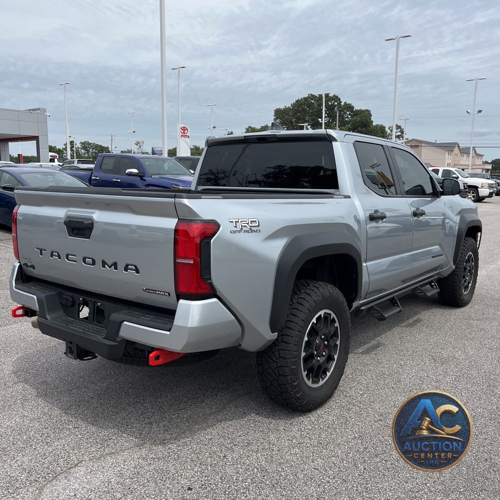 2025 Toyota Tacoma TRD Off-Road HV
