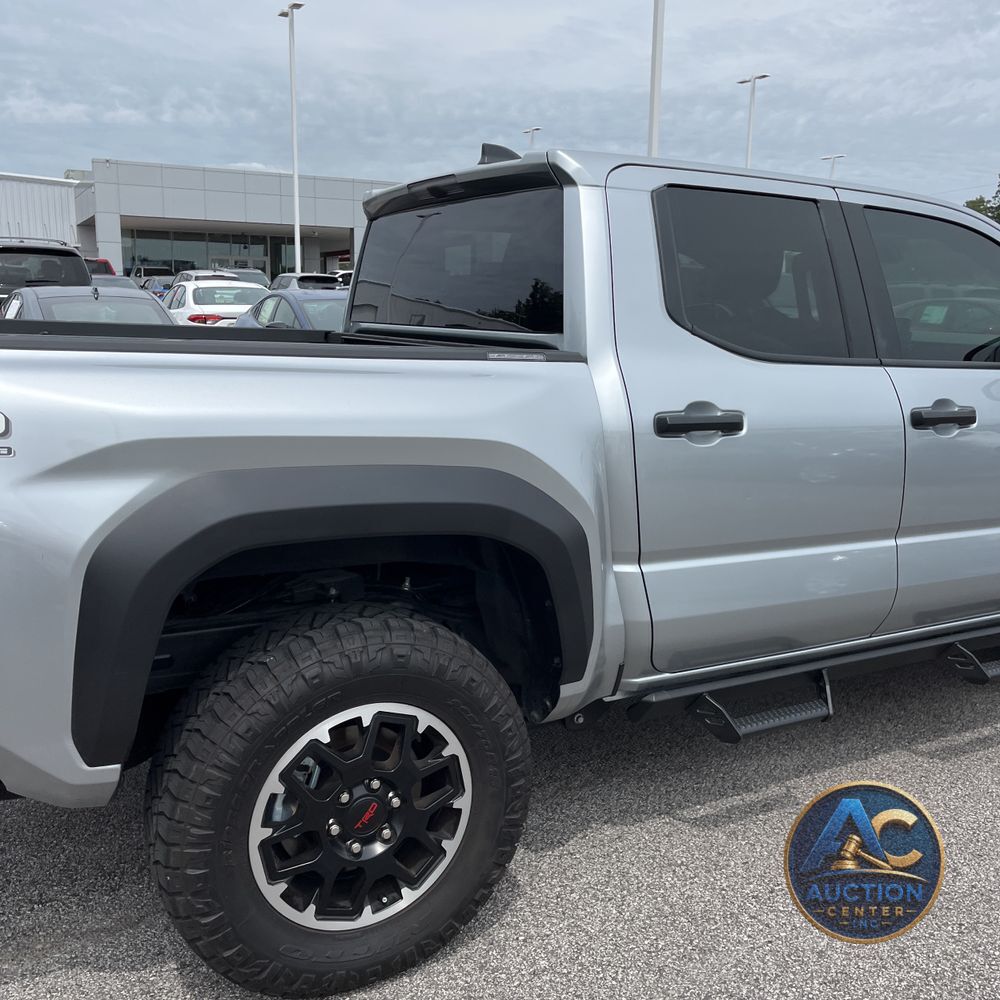 2025 Toyota Tacoma TRD Off-Road HV