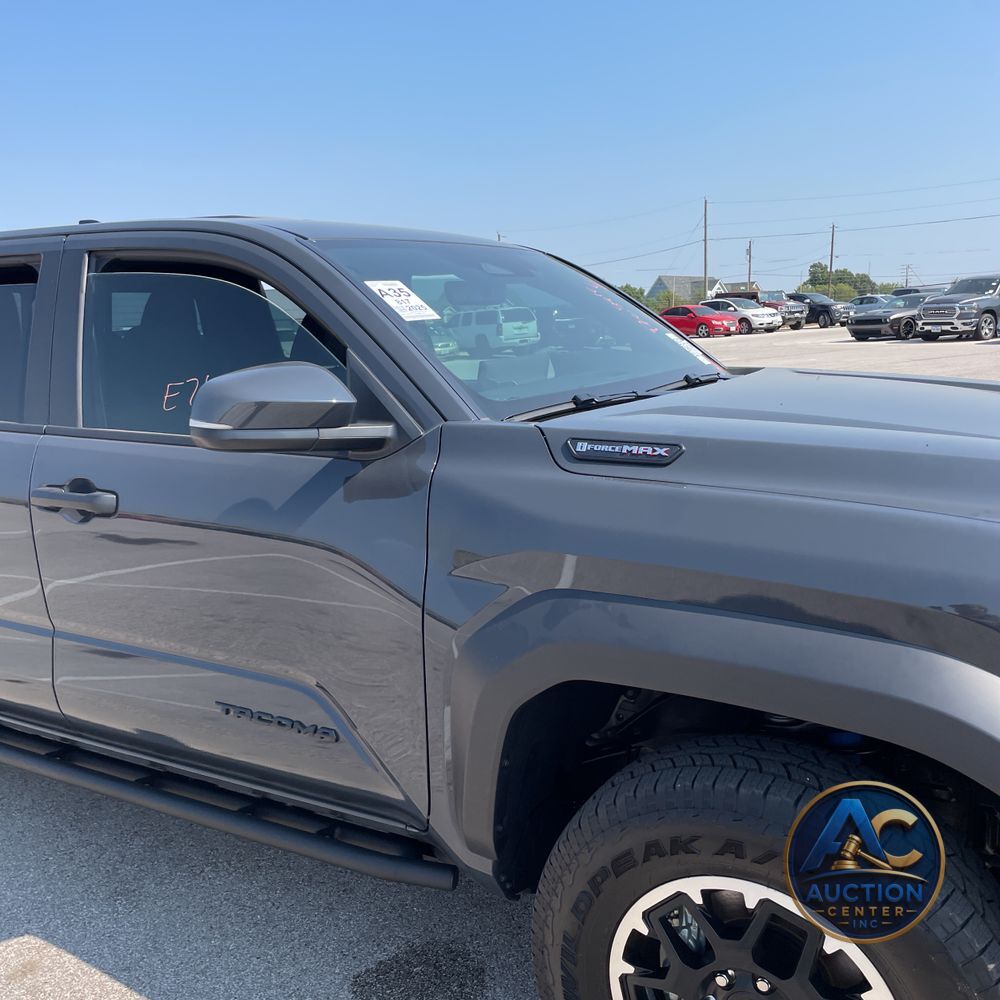 2025 Toyota Tacoma TRD Off-Road HV