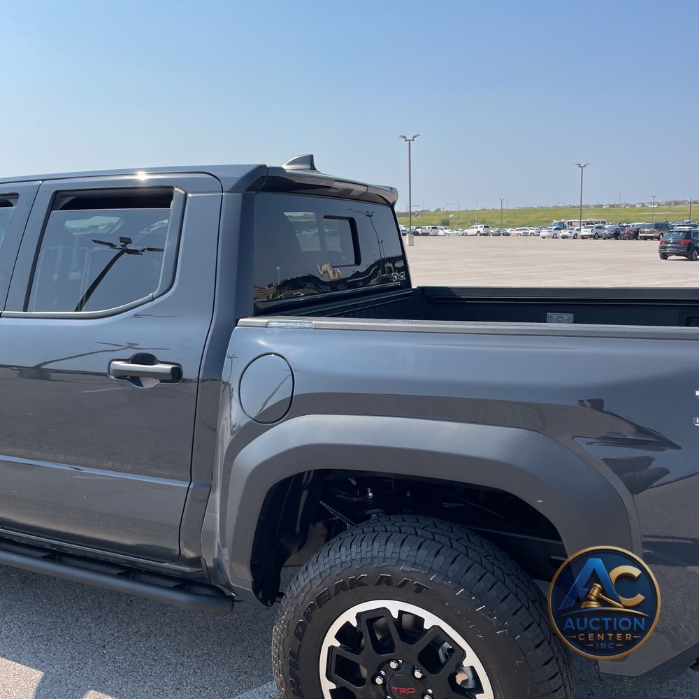 2025 Toyota Tacoma TRD Off-Road HV