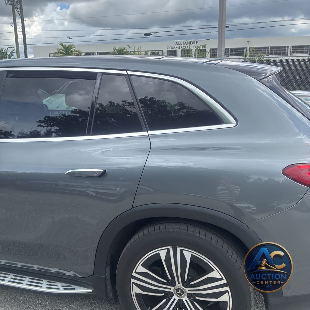 2023 Mercedes-Benz EQS SUV EQS450+