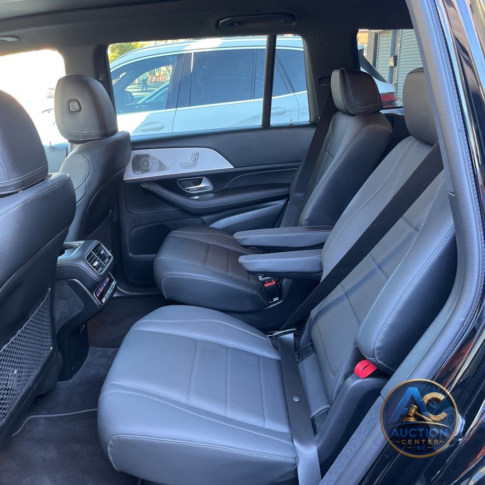 2025 Mercedes-Benz GLS GLS450