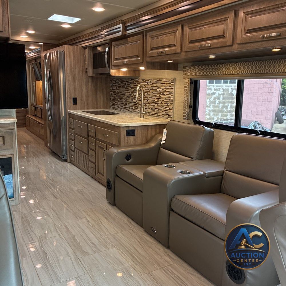 2019 Jayco Embark 37B