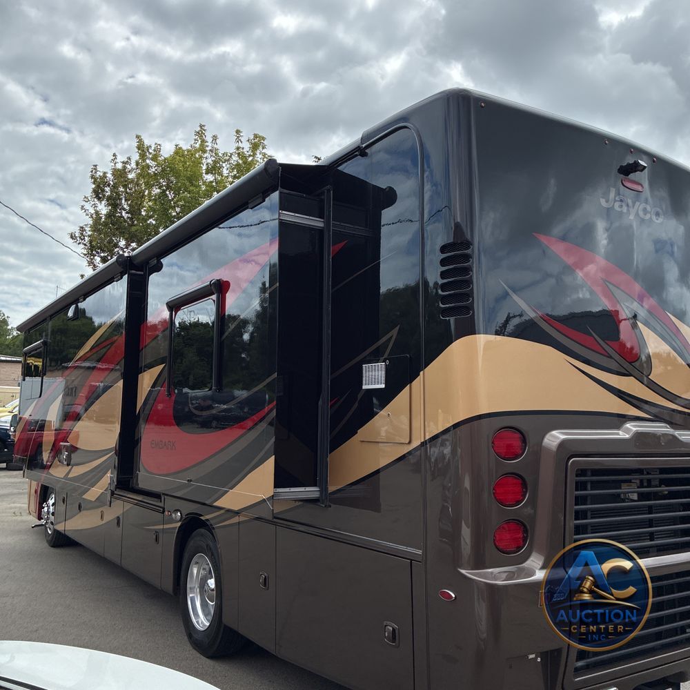 2019 Jayco Embark 37B