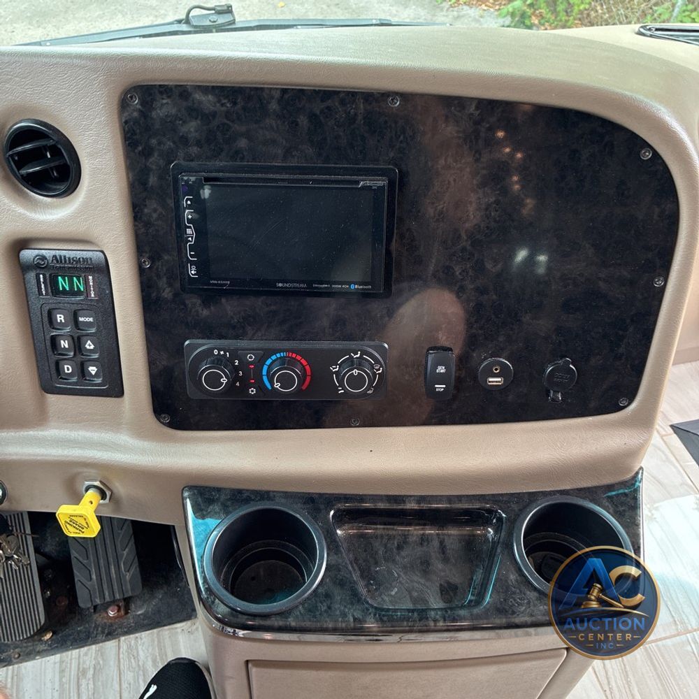 2019 Jayco Embark 37B