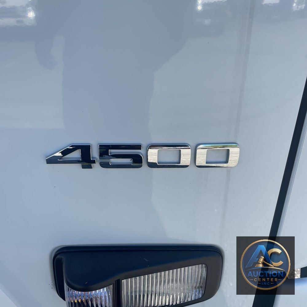 2022 Chevrolet Refrigerator box truck 4500