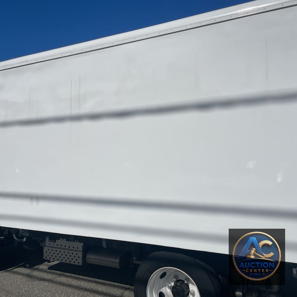 2022 Chevrolet Refrigerator box truck 4500