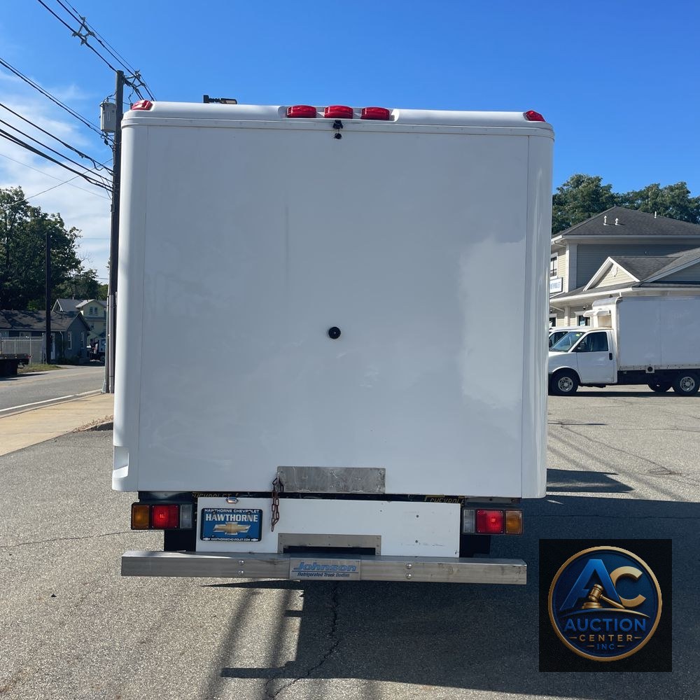 2022 Chevrolet Refrigerator box truck 4500