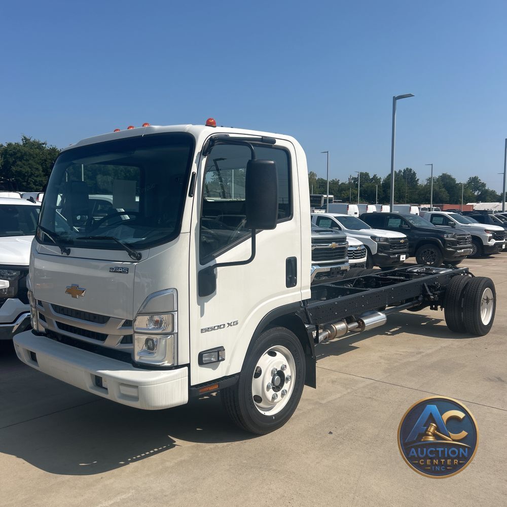 2025 Chevrolet 5500 XG Gas