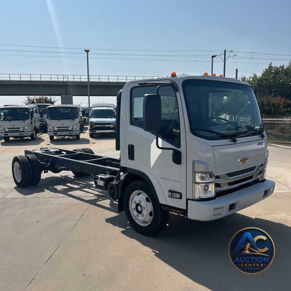 2025 Chevrolet 5500 XG Gas