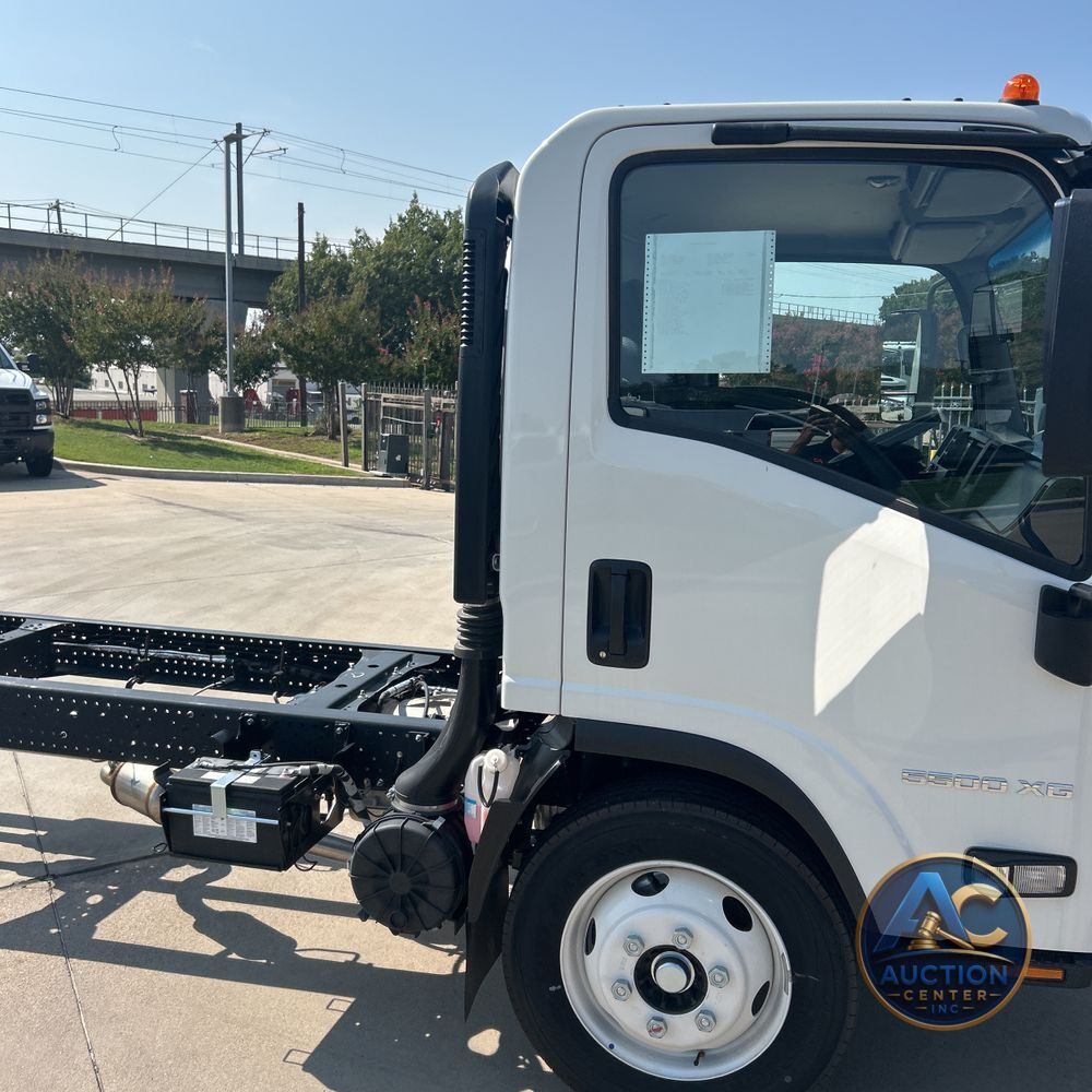 2025 Chevrolet 5500 XG Gas