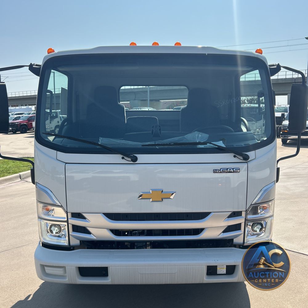 2025 Chevrolet 5500 XG Gas