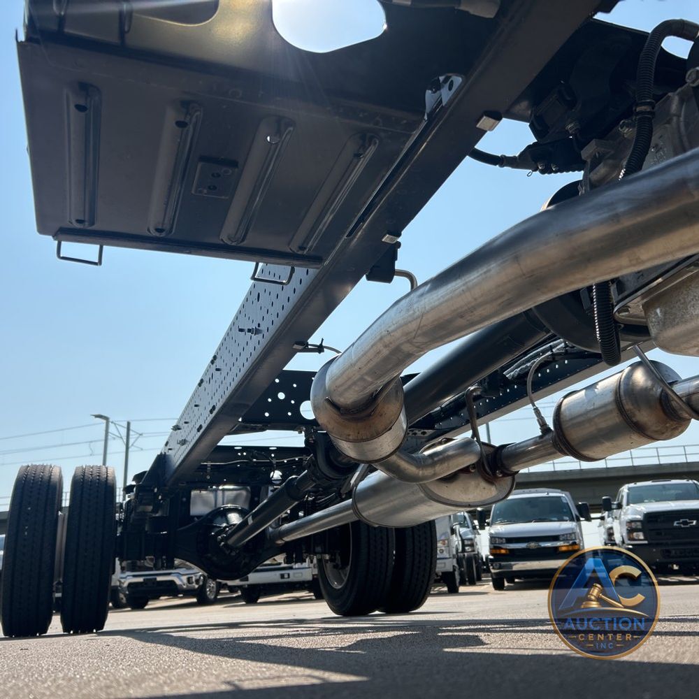 2025 Chevrolet 5500 XG Gas